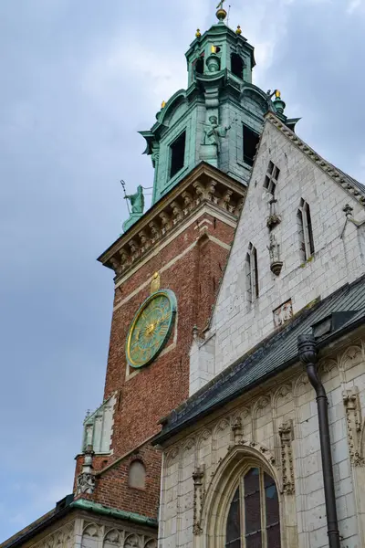 Колокольня Церкви Замке Вавель Кракове Польша Королевский Дворец Летнее Время — стоковое фото
