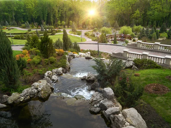 Landscape Design Home Garden Beautiful Landscaping Pond Waterfall Landscaped Place — Stockfoto