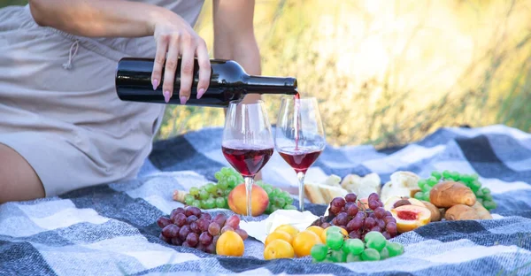 Girl Nature Drinks Wine Selective Focus — Foto Stock