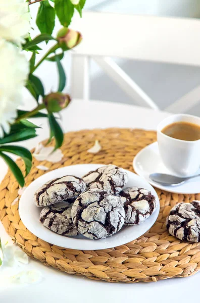 Biscoitos Chocolate Para Café Manhã Mesa Foco Seletivo Alimentos — Fotografia de Stock