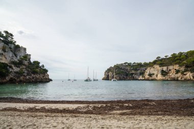 Menorca sahillerinin muhteşem manzarası..