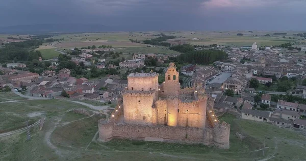 Le château de Turegano est une ancienne forteresse située dans la ville de Turegano dans la province de Ségovie. Espagne . — Photo