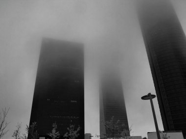 Madrid gökdelenleri İspanya 'nın en yüksek gökdelenleri.