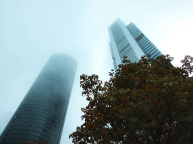 Madrid gökdelenleri İspanya 'nın en yüksek gökdelenleri.