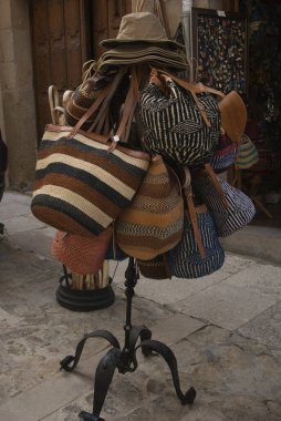 İspanya 'nın en güzel ortaçağ şehirlerinden biri olan Castilla la la Mancha' da bir sonraki anıtsal şehir.