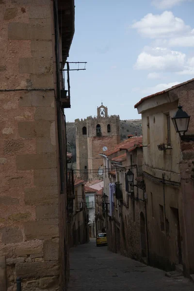 下一个大城市位于卡斯蒂利亚拉曼查 无疑是西班牙最美丽的中世纪城市之一 — 图库照片