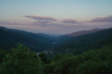 JERTE VALLEY, baharda hayret, JERTE Cherry 'den seçilen