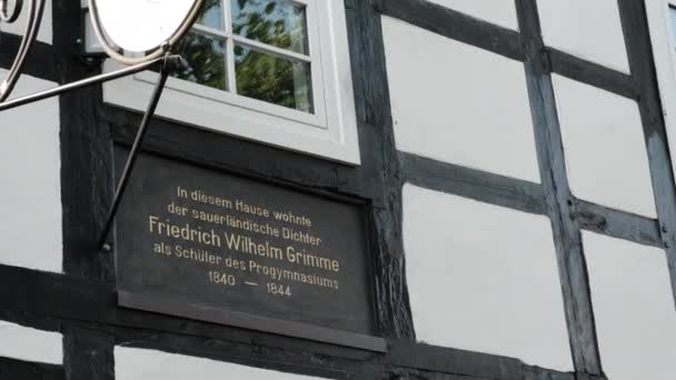 Altes Deutsches Fachwerkhaus Und Haus Von Friedrich Wilhelm Grimme Brilon — Stockvideo