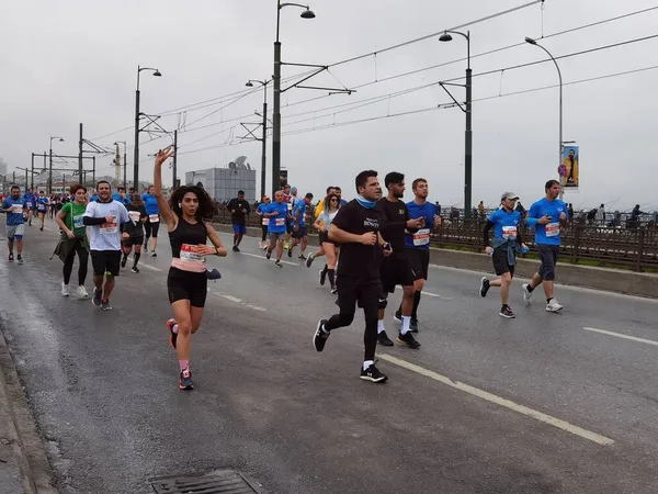 Maratona Istanbul 2021 Atletas Ponte Galata — Fotografia de Stock