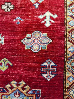 Kırmızı halı deseni arka plan dokusu kadar güzel.