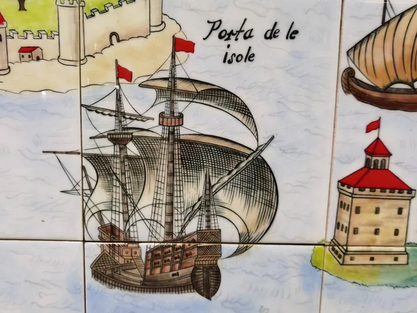 Kapal Kapal Dari Abad Pertengahan Digambarkan Dalam Ubin — Stok Foto