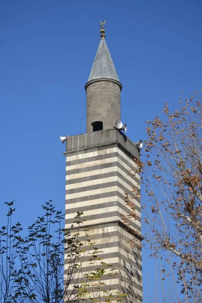Minarete Diyarbakir Rocas Únicas Color Oscuro Difíciles Trabajar — Foto de Stock