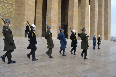 Anitkabir 'deki Muhafız Değişimi, Ankara' daki Türk Hava, Deniz ve Kara Askerleri 12 / 29 / 2021 saat 13.26 'da