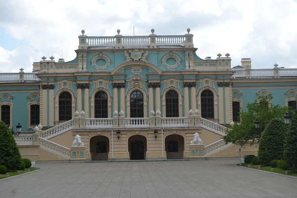 Prezidentský Palác Kyjevě Krásná Fasáda Hlavním Městě Kyjevě — Stock fotografie