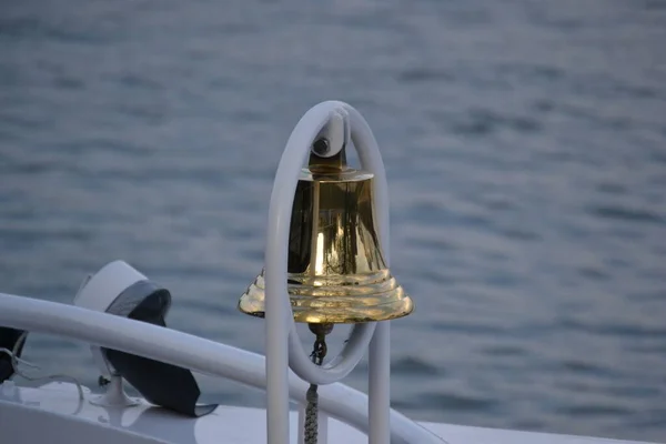 Shiny Yellow Brass Ship Bell — Fotografia de Stock