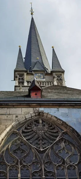 Church Big Clock Middle City — Foto de Stock