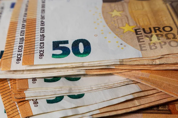 50 Euro 'luk banknotlar kapanıyor. Para arkaplanı
