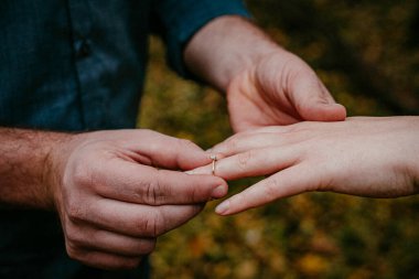 Gelin ve damat elleri