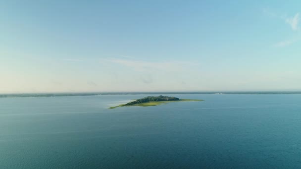 Vista Aérea Isla Del Gran Lago Svityaz Volyn Ucrania Parque — Vídeo de stock