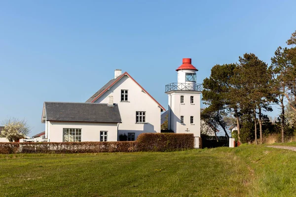 Tranekr sahilindeki deniz feneri.