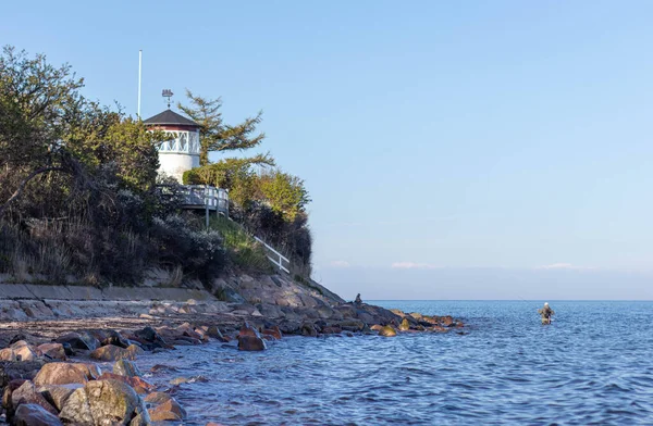 Tranekr sahilindeki deniz feneri.