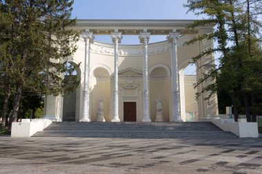 Rusya, Moskova, 25 Eylül 2020: VDNH Park, Pavilion 44, Tavşan Yetiştirme, güneşli bir gün.