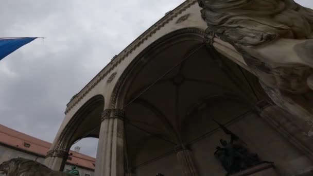 Mei München Duitsland Protest Van Oekraïners Odeonsplatz Demonstratoren Tegen Invasie — Stockvideo