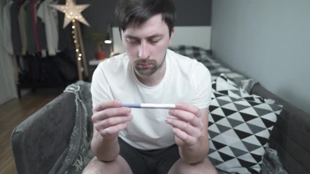 Far Young Father Guy Looks Result Pregnancy Test Very Upset — Stock Video