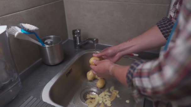 Husband Peels Potatoes Tool Cleaning Vegetables Making Dinner Health Food — Video Stock