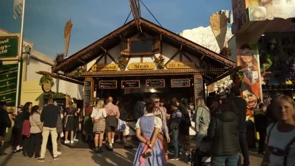 Setembro 2022 Munique Alemanha Oktoberfest Parque Diversões Oktoberfest Tempo Ensolarado — Vídeo de Stock