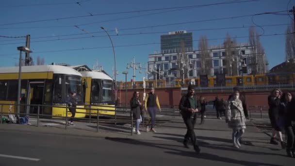 Marzo 2022 Berlino Germania Trasporti Pubblici Comunali Berlino Moderno Tram — Video Stock