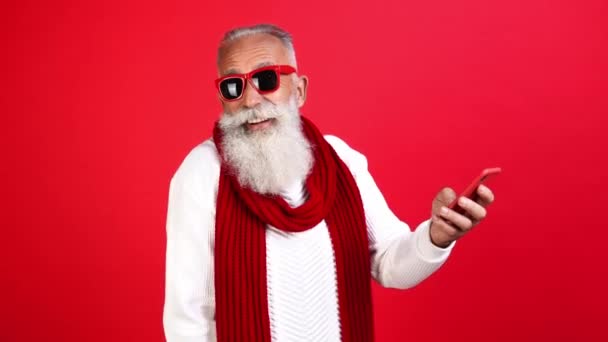 Santa blogger felkészülés x-mas party promo post chat küldés e-mailben — Stock videók