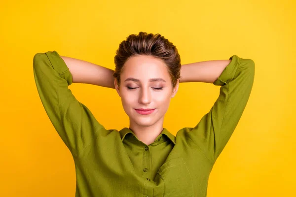 Photo Dreamy Inspired Carefree Lady Arms Head Close Eyes Sleep — Stock Photo, Image