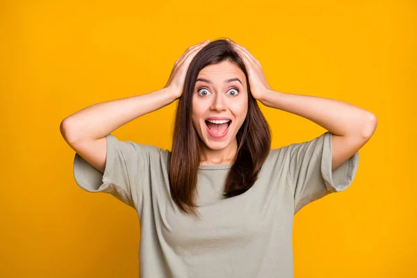 Foto Joven Feliz Emocionado Loco Sorprendido Sorprendido Chica Sorprendida Ver — Foto de Stock