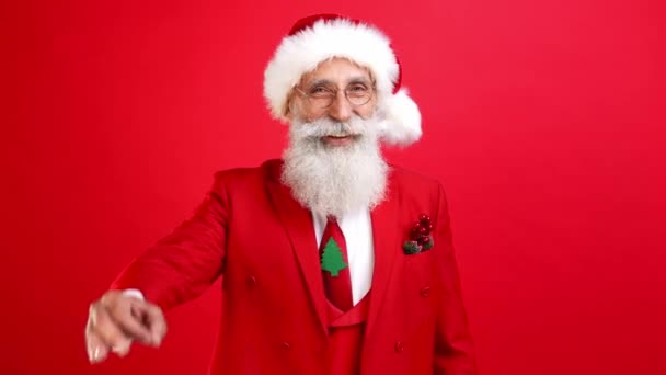 Funny confiable santa show okey gesto aprobar x-mas de compras advenimiento — Vídeo de stock