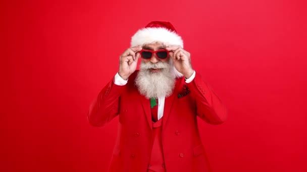 Coole funky Entertainer Weihnachtsmann haben Spaß Dance Disco — Stockvideo