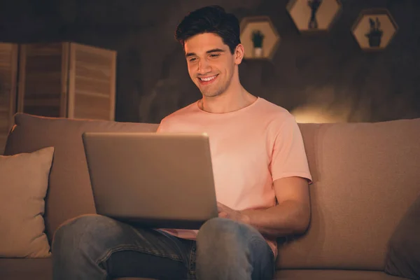Portrait Atraktive Cheerful Guy Sitting Divan Using Laptop Typing Email — Stok Foto
