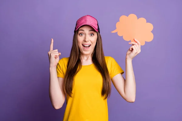 Photo of amazed shocked happy smart woman idea point finger hold think cloud isolated on violet color background — Stock Photo, Image