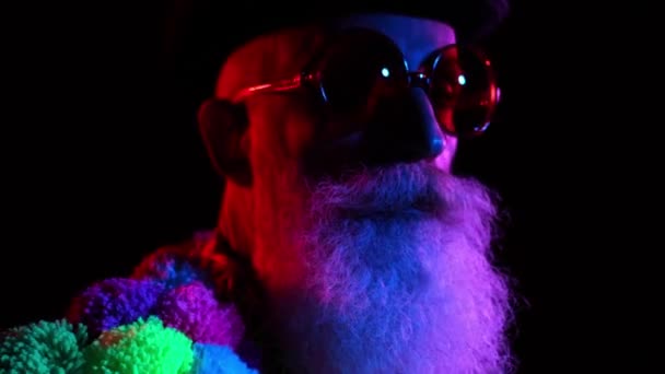 Late avond vip carnaval voor beroemdheden gepensioneerde entertainer uit te nodigen clubleden — Stockvideo