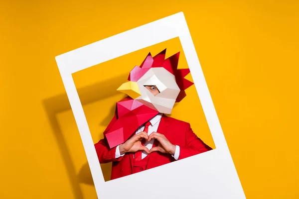 Foto van freak in de liefde maken kortstondige foto tonen hart dragen haan masker rood smoking geïsoleerde gele kleur achtergrond — Stockfoto