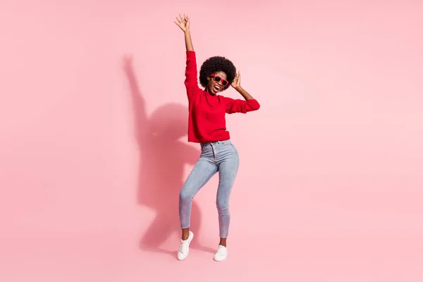 Full length body size view of attractive cheerful girl dancing having fun enjoying rest isolated over pink pastel color background — Fotografia de Stock