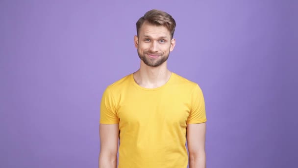Guy suspect rub stratch touch his ear isolated vibrant color background — Stock Video