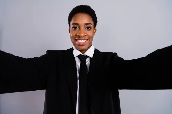 Photo of young man woman shooting selfie video recording influencer isolated over grey color background — Stock Photo, Image