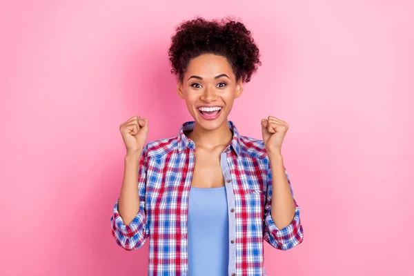 Photo of sweet wavy hairdo lady yell wear blue shirt isolated on pink color background — стоковое фото