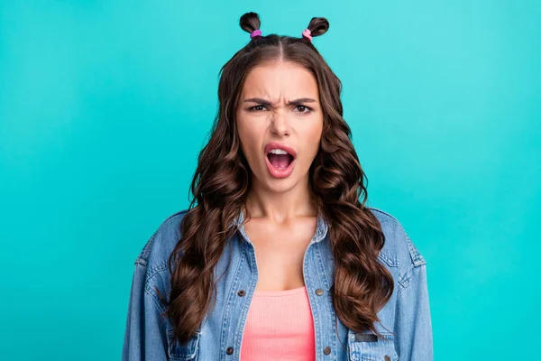 Photo of young lovely woman dissatisfied amazed shocked reaction isolated over turquoise color background — Stockfoto
