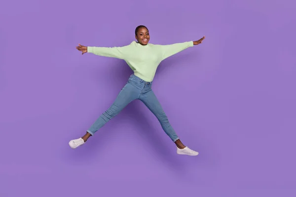 Full length image lady having fun jumping girl feel free enjoy summer weekend isolated on violet color background — Stock Fotó