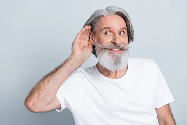 Photo Funny Curious Man Pensioner Dressed White Shirt Hearing Secrets — Stock Photo, Image