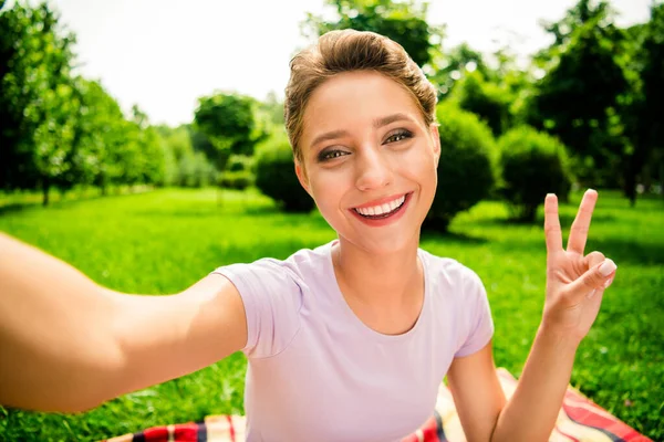 Self Portrait Attractive Cheerful Girl Spending Free Time Having Fun — Stock Photo, Image