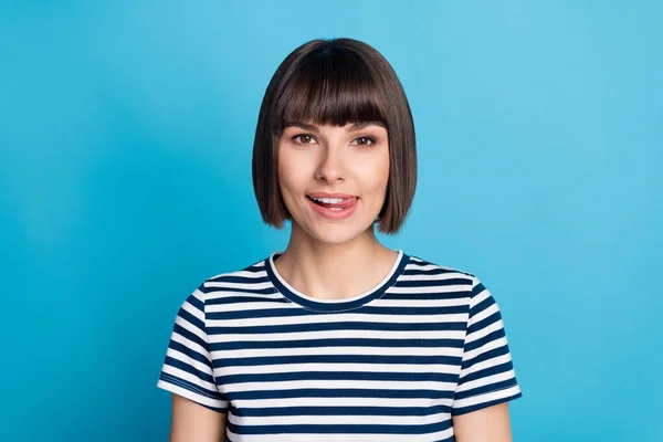 Foto Joven Feliz Encantadora Mujer Lamer Dientes Sabroso Postre Buen —  Fotos de Stock