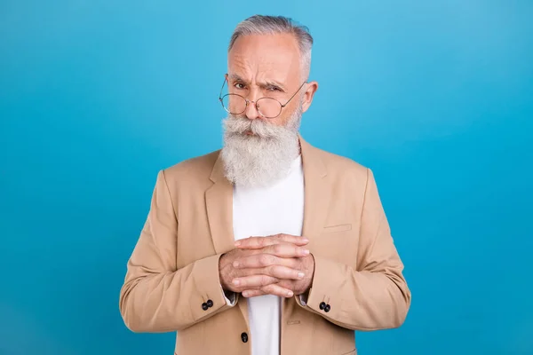 Yakışıklı Zarif Gri Saçlı Profesör Bilim Adamının Portresi Parlak Mavi — Stok fotoğraf